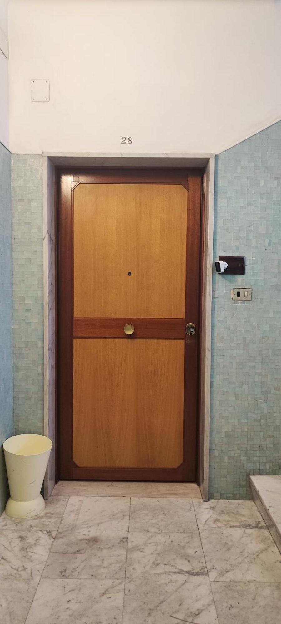 Guest Corso Italia Apartment Бари Екстериор снимка